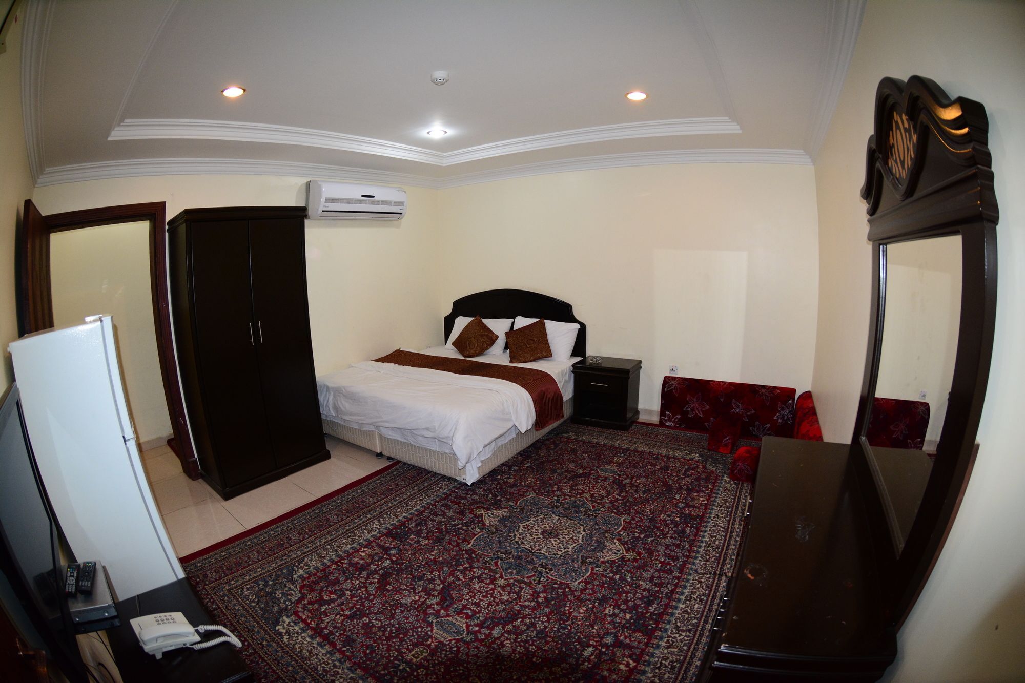 Al Eairy Apartment- Dammam 3 Al Mubarakiyah Zewnętrze zdjęcie