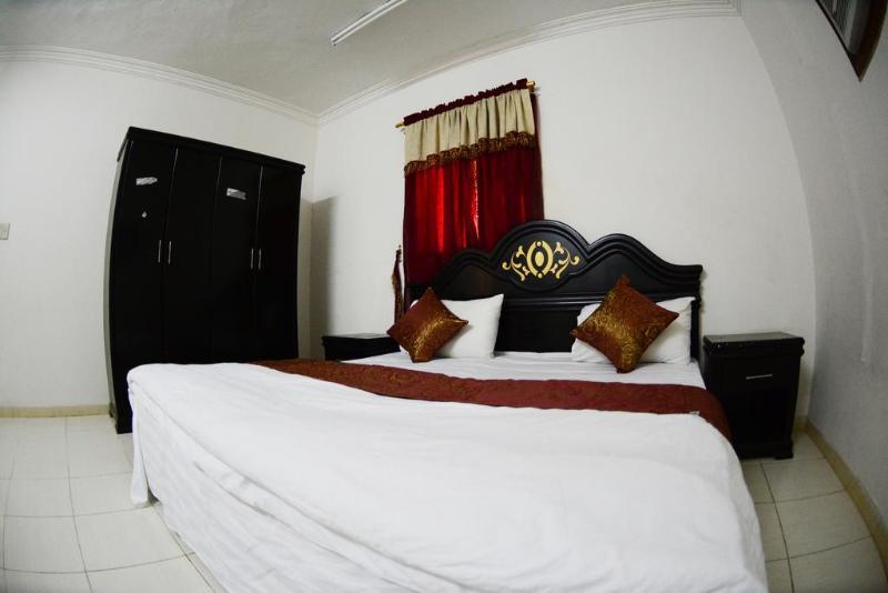 Al Eairy Apartment- Dammam 3 Al Mubarakiyah Zewnętrze zdjęcie